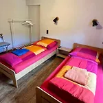Bed & Breakfast Franky House Am Nuerburgring 3*