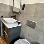 Franky House Am Nuerburgring Bed & Breakfast Quiddelbach