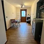 Franky House Am Nuerburgring Bed & Breakfast