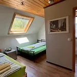 Bed & Breakfast Franky House Am Nuerburgring
