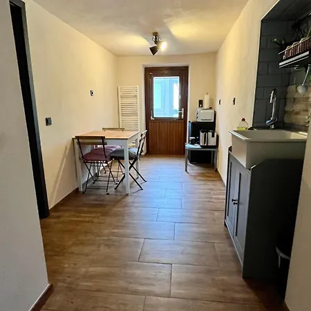 Franky House Am Nuerburgring Nocleg ze śniadaniem