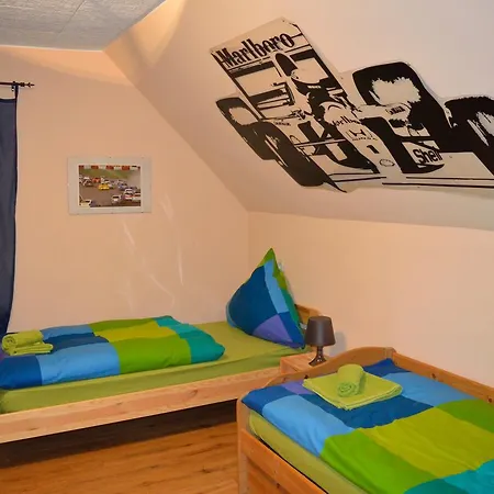 Franky House Am Nuerburgring 3* Quiddelbach