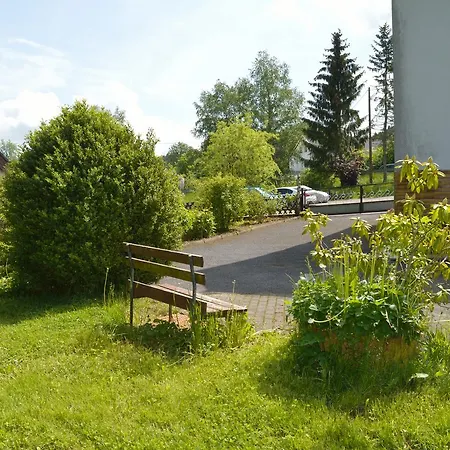 Bed & Breakfast Franky House Am Nuerburgring