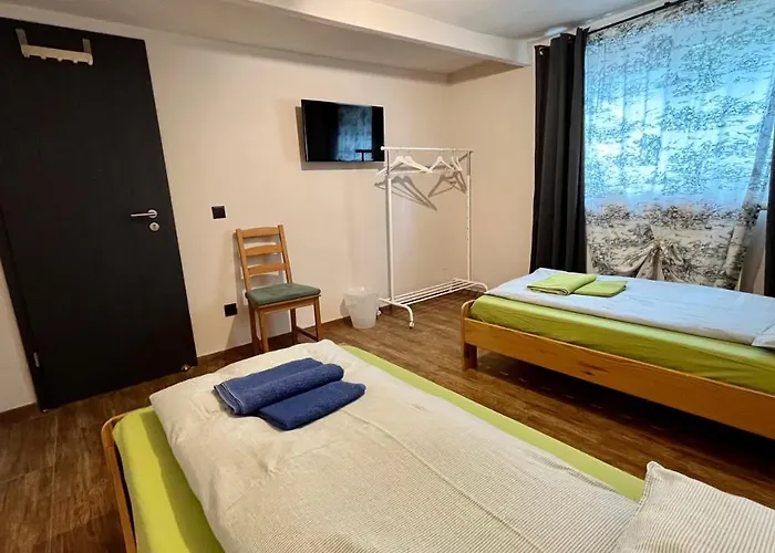 Bed & Breakfast Franky House Am Nuerburgring