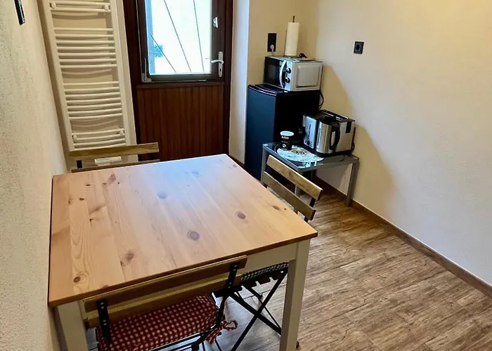 Franky House Am Nuerburgring 3* Quiddelbach