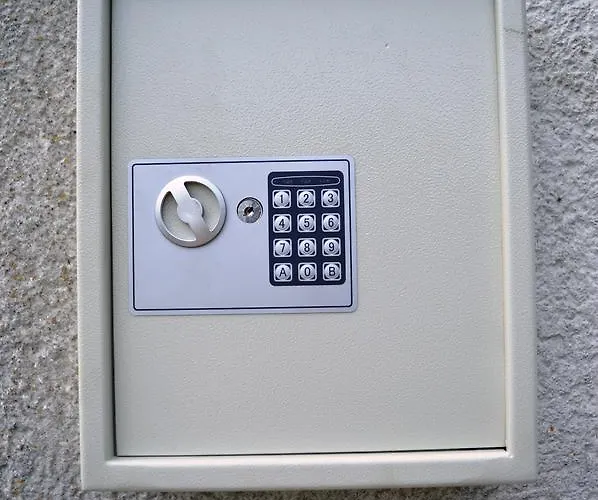 Franky House Am Nuerburgring 3*